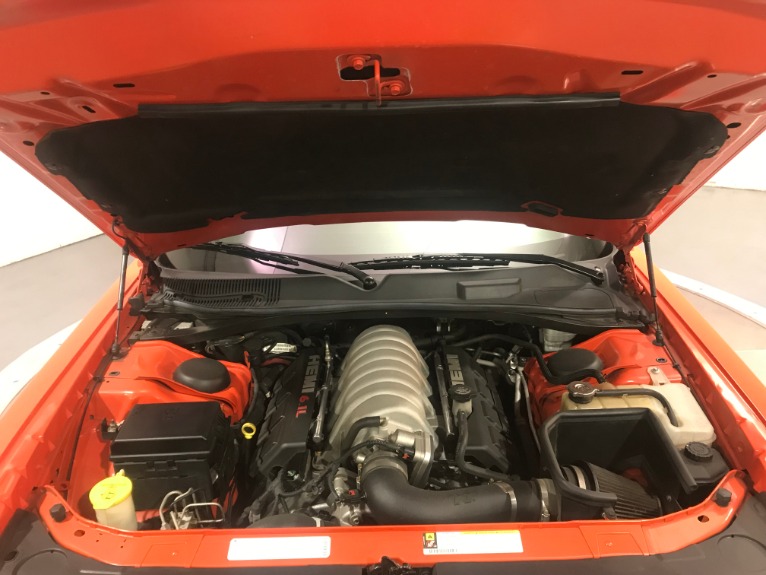 Used-2008-Dodge-Challenger-SRT8-RWD