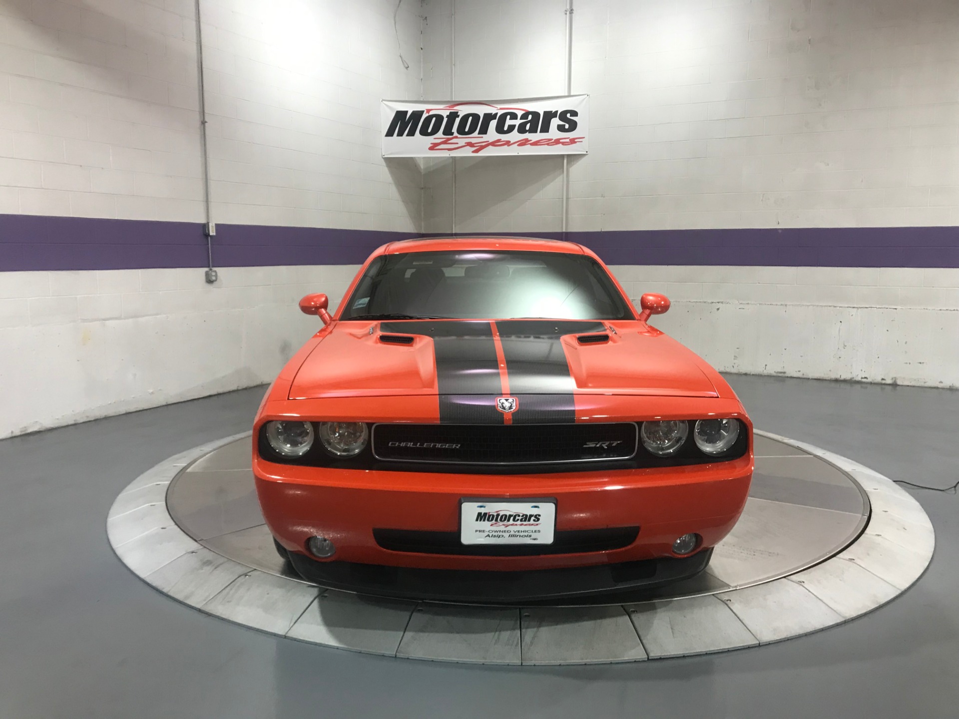 Used-2008-Dodge-Challenger-SRT8-RWD