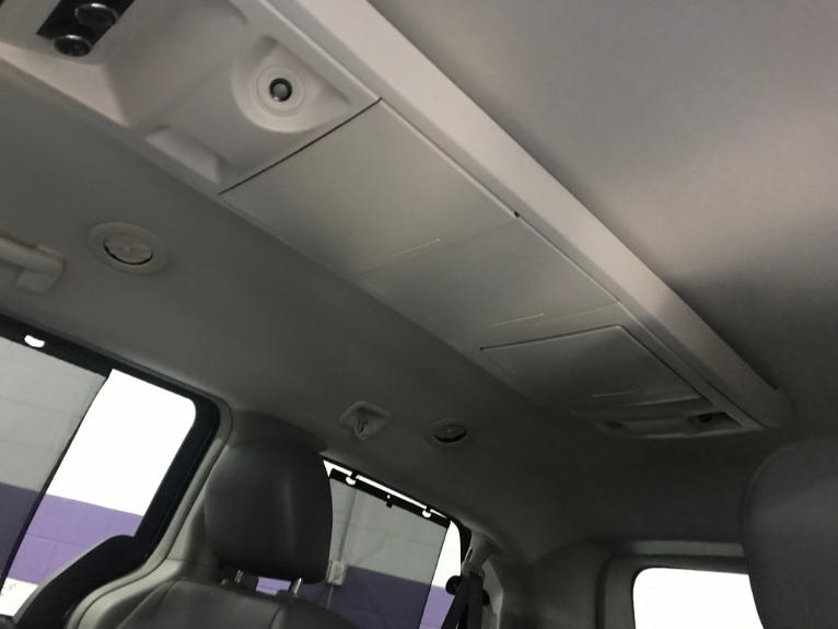 Used-2013-Volkswagen-Routan-SE