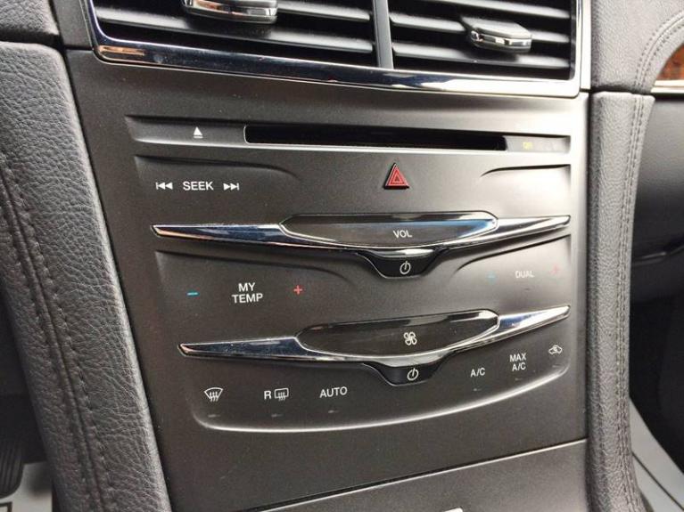 Used-2014-Lincoln-MKT-Town-Car-Livery-Fleet-AWD-4dr-Crossover
