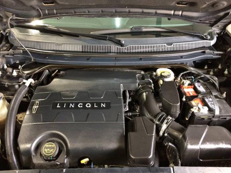 Used-2014-Lincoln-MKT-Town-Car-Livery-Fleet-AWD-4dr-Crossover