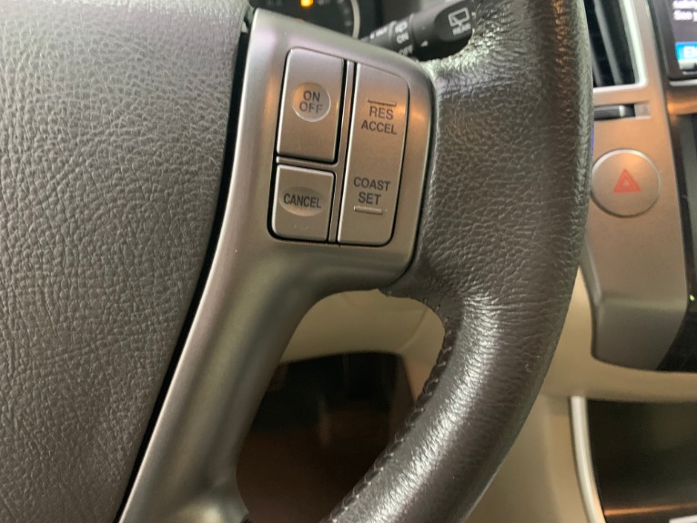Used-2012-Hyundai-Veracruz-Limited