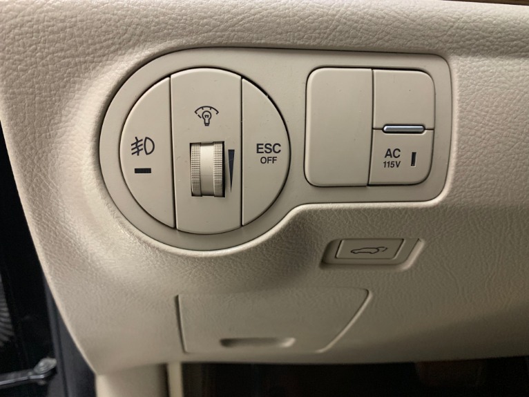 Used-2012-Hyundai-Veracruz-Limited