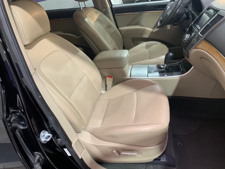 Used-2012-Hyundai-Veracruz-Limited