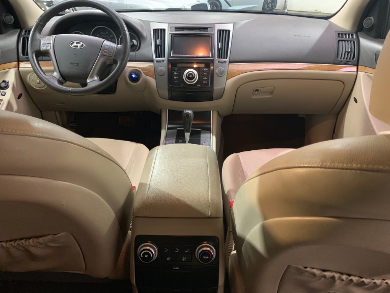Used-2012-Hyundai-Veracruz-Limited