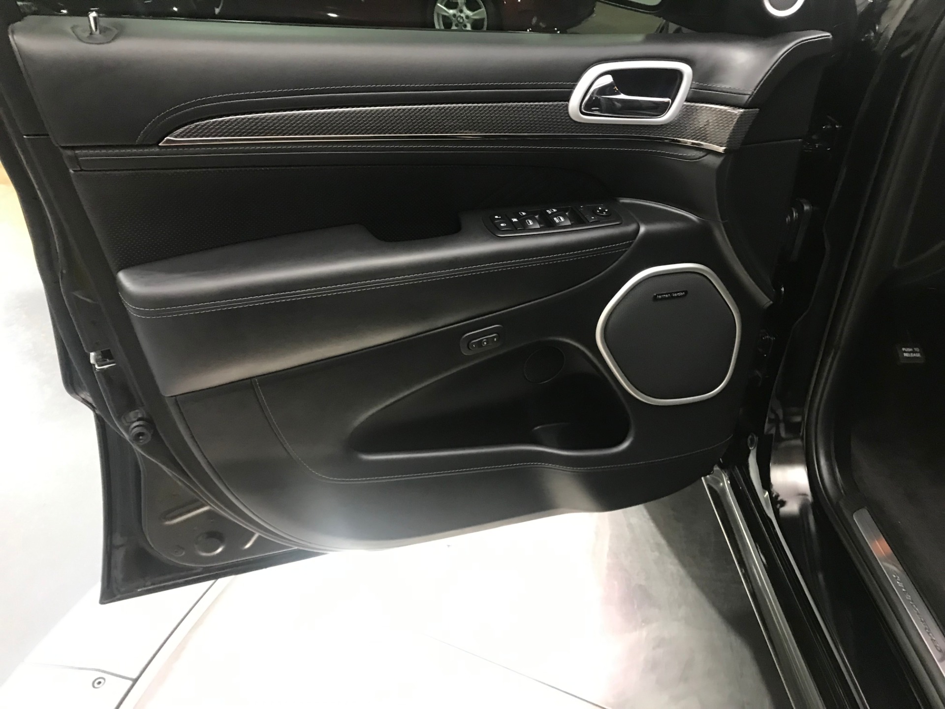 Used-2018-Jeep-Grand-Cherokee-Trackhawk