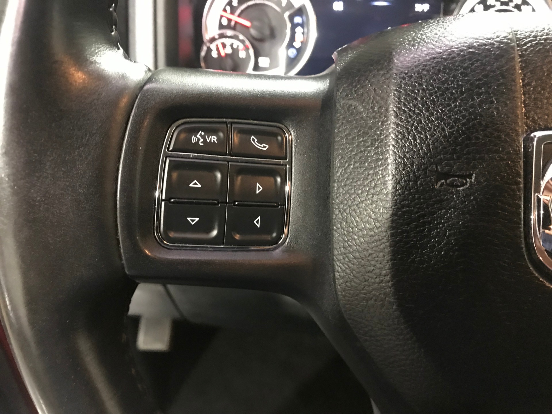 Used-2016-Ram-1500-pickup-SLT-Big-Horn-4X4