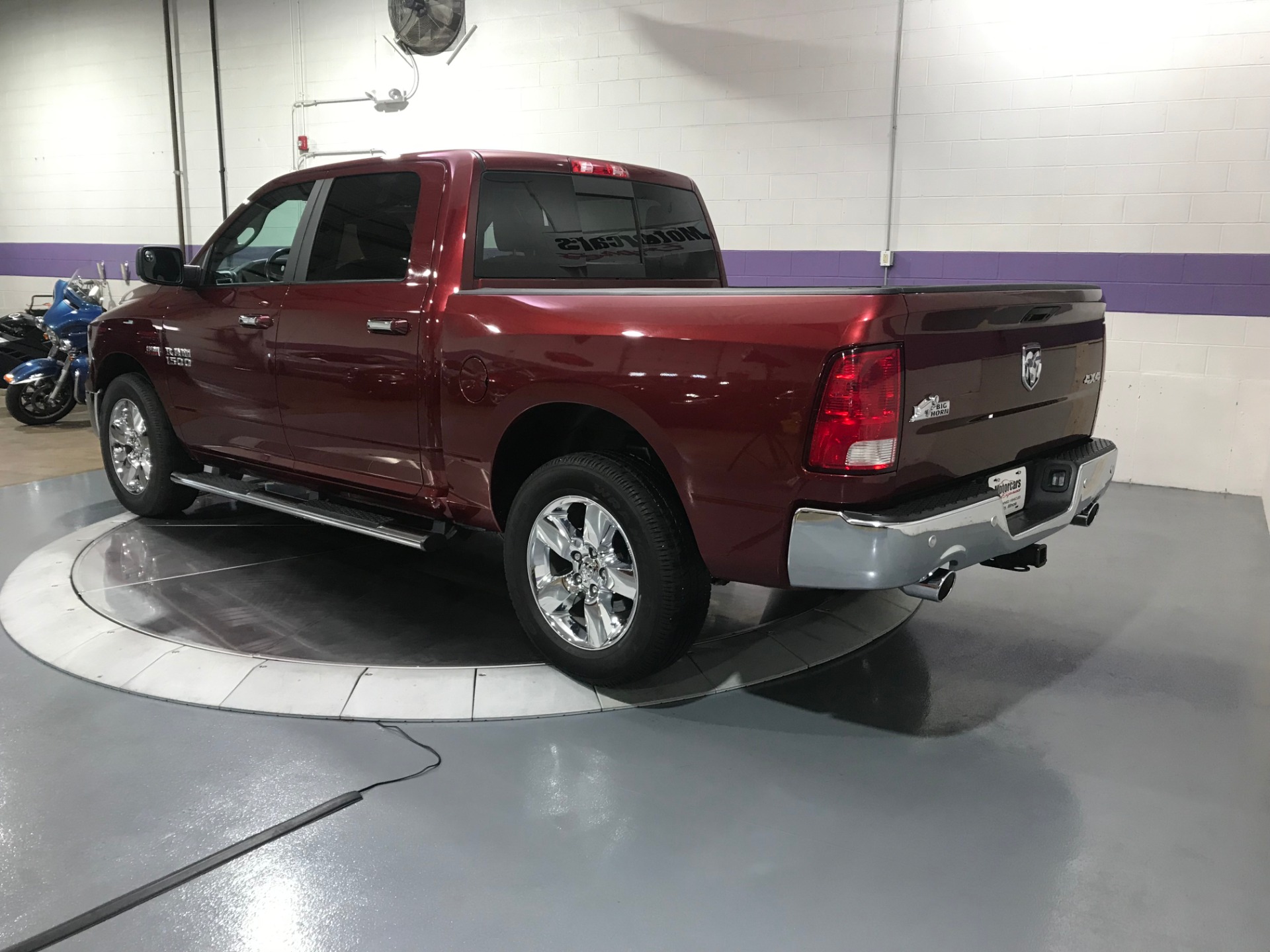 Used-2016-Ram-1500-pickup-SLT-Big-Horn-4X4