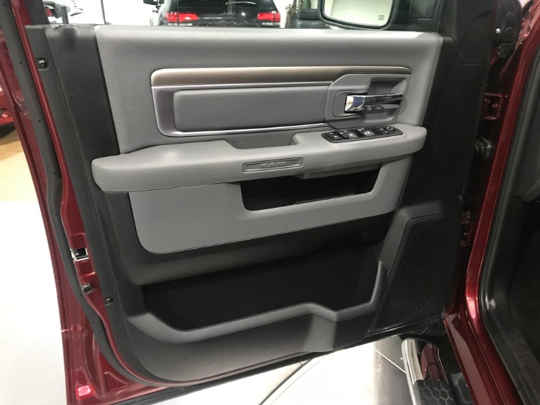 Used-2016-Ram-1500-pickup-SLT-Big-Horn-4X4