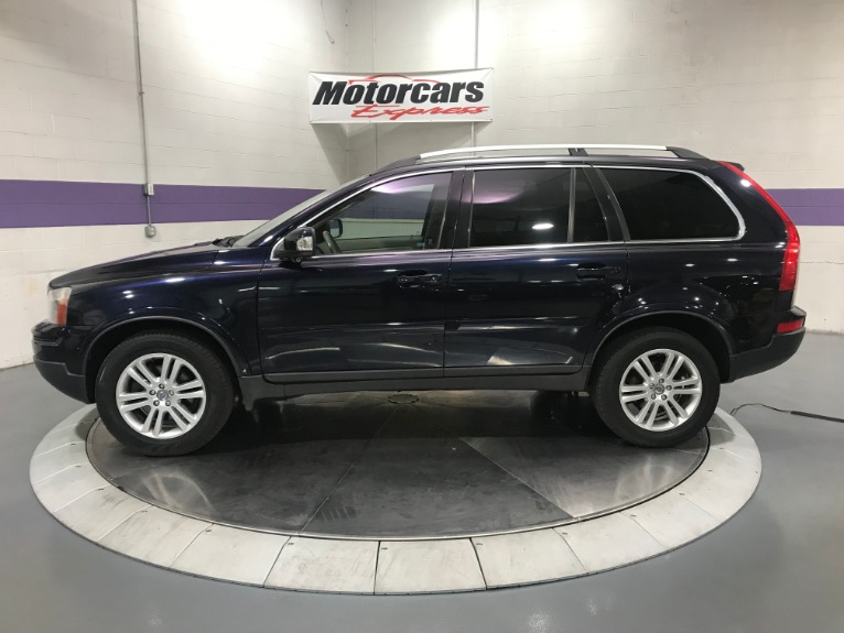 Used-2010-Volvo-XC90-32-AWD