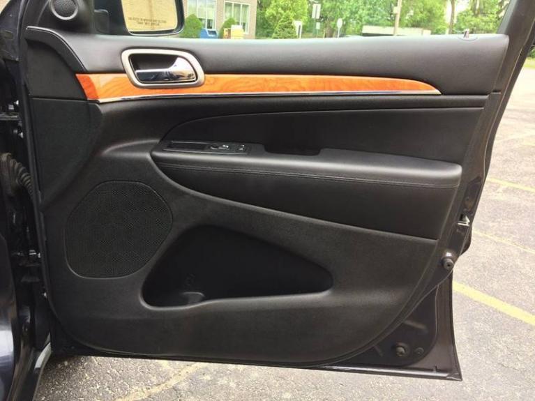 Used-2013-Jeep-Grand-Cherokee-Overland-4x4-4dr-SUV