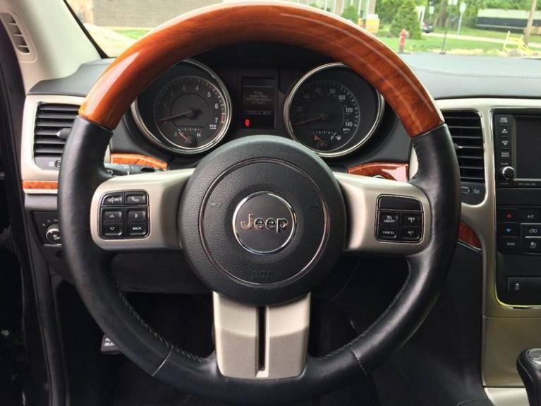 Used-2013-Jeep-Grand-Cherokee-Overland-4x4-4dr-SUV