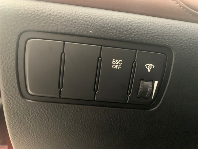 Used-2009-Hyundai-Genesis-38L-V6