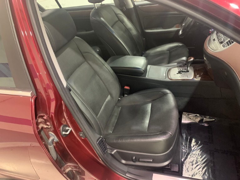 Used-2009-Hyundai-Genesis-38L-V6