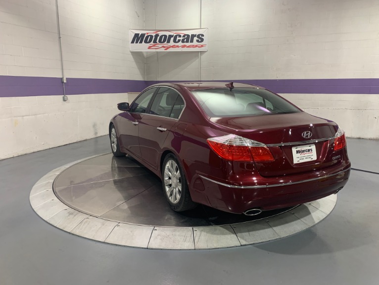Used-2009-Hyundai-Genesis-38L-V6
