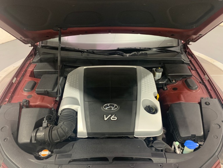Used-2009-Hyundai-Genesis-38L-V6