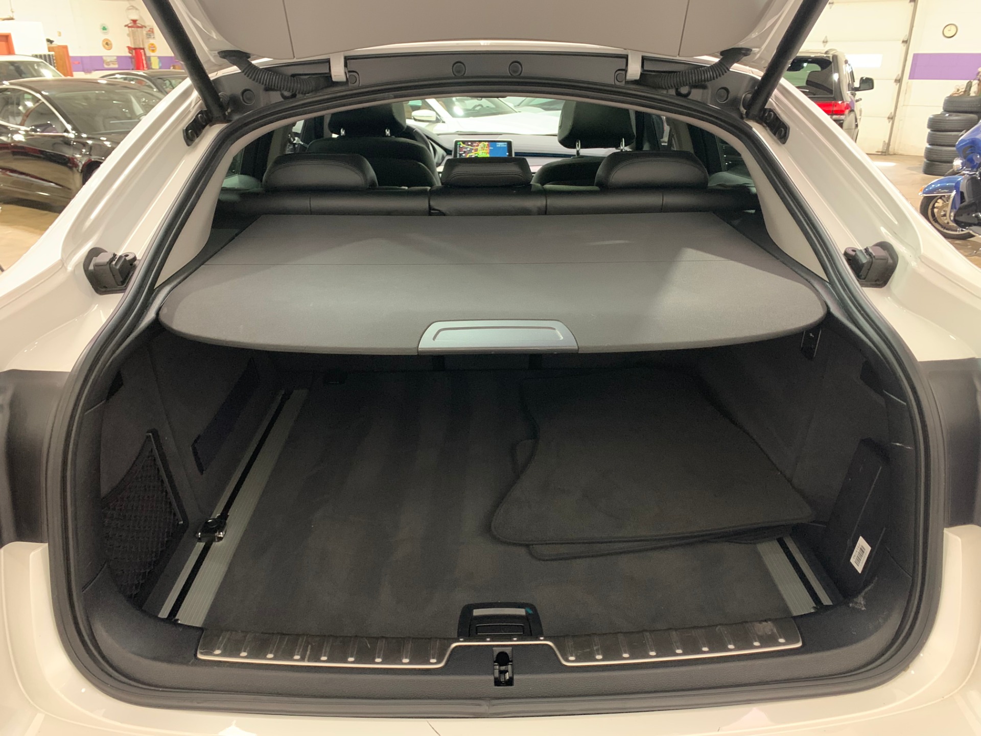 Used-2016-BMW-X6-xDrive35i