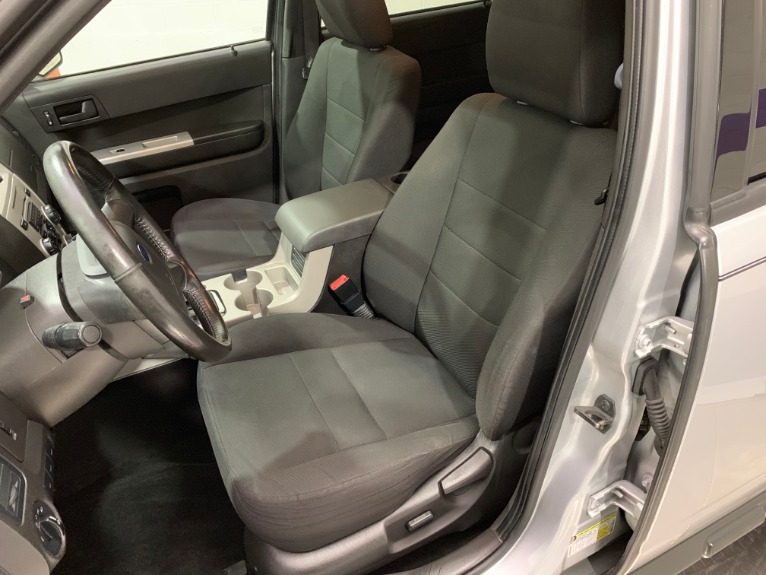 Used-2010-Ford-Escape-XLT
