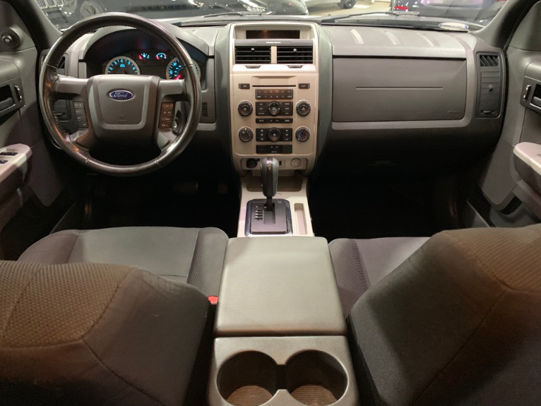 Used-2010-Ford-Escape-XLT