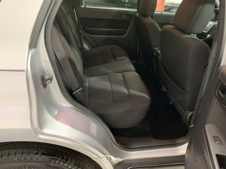 Used-2010-Ford-Escape-XLT