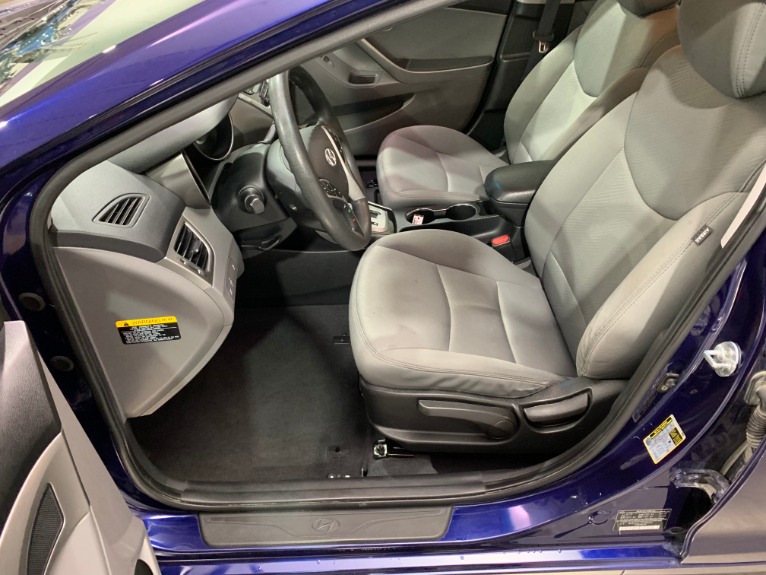 Used-2012-Hyundai-Elantra-Limited-FWD