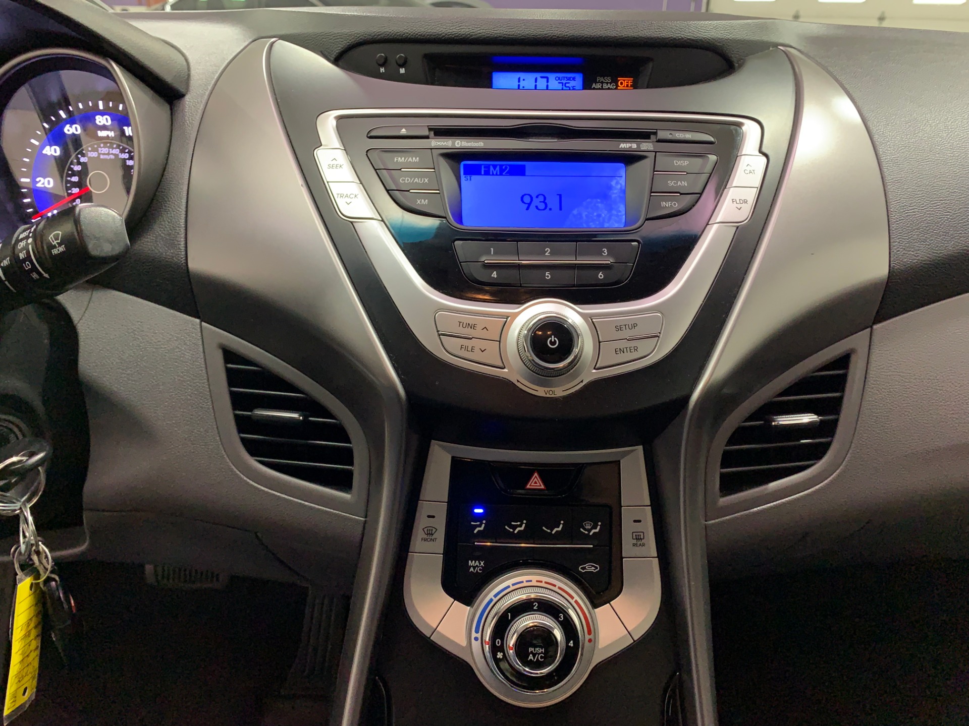 Used-2012-Hyundai-Elantra-Limited-FWD
