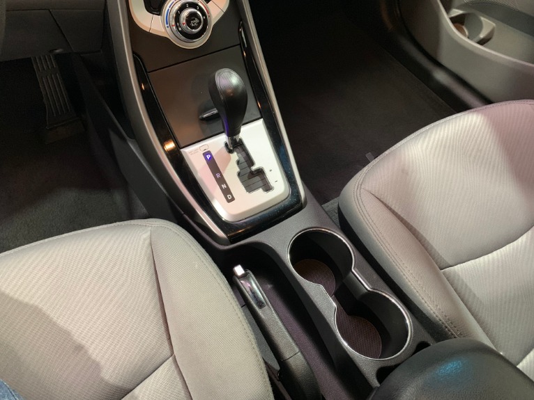 Used-2012-Hyundai-Elantra-Limited-FWD
