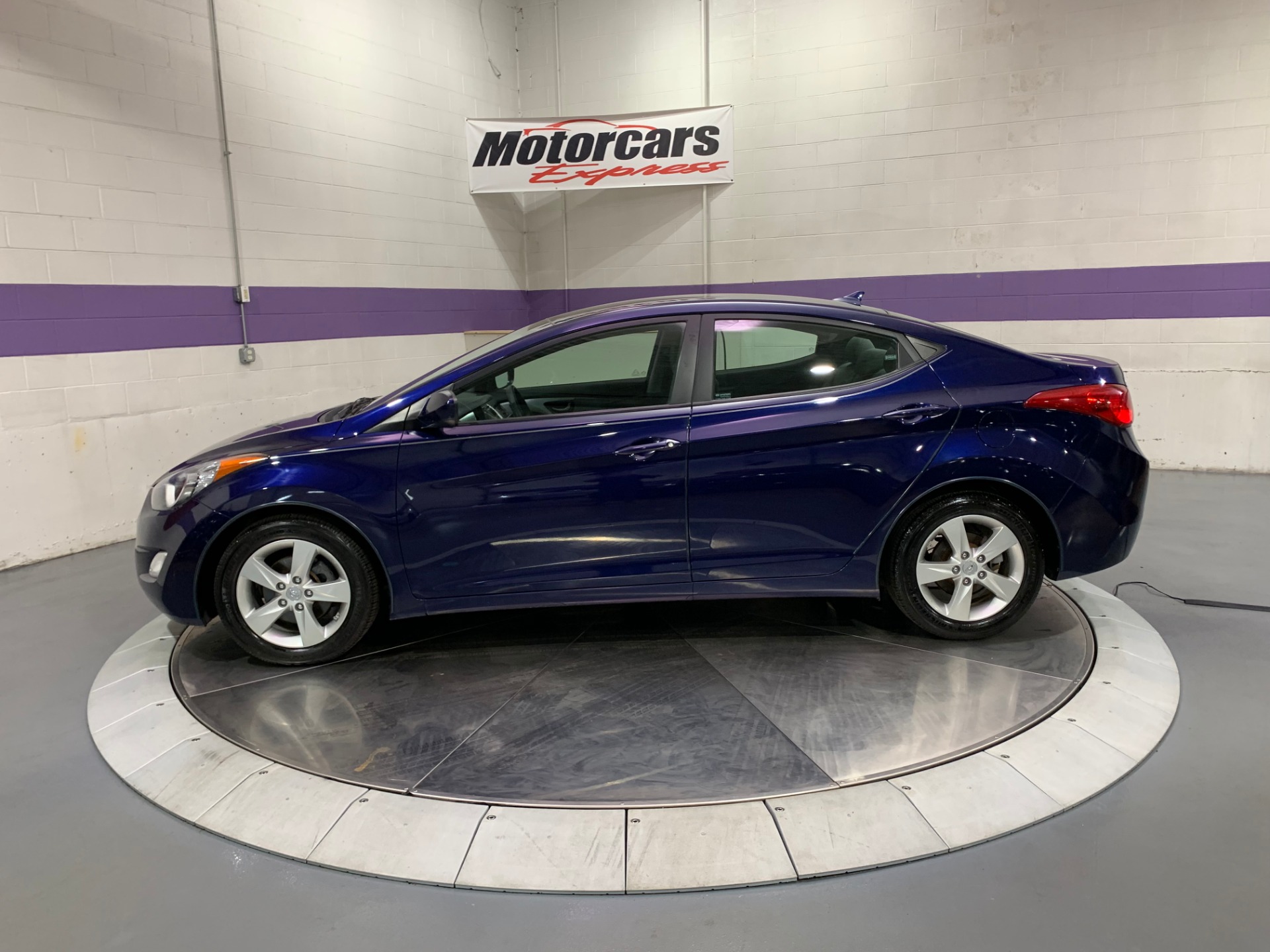 Used-2012-Hyundai-Elantra-Limited-FWD