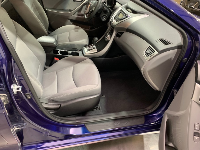 Used-2012-Hyundai-Elantra-Limited-FWD
