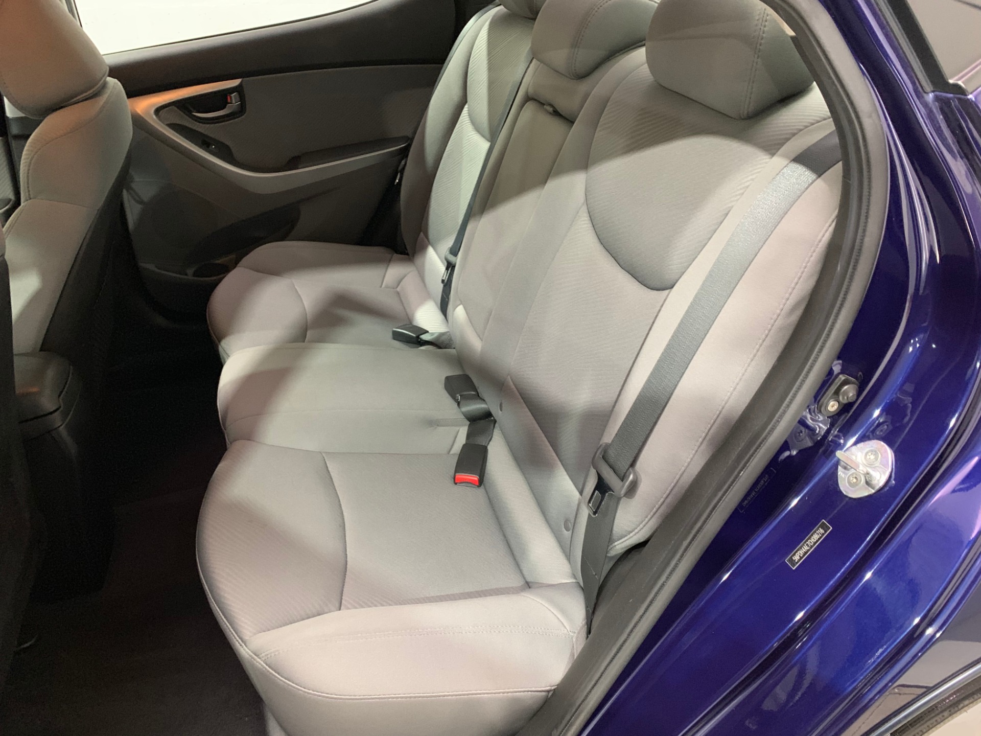 Used-2012-Hyundai-Elantra-Limited-FWD