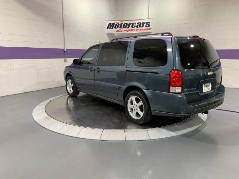 Used-2005-Chevrolet-Uplander-LS-FWD