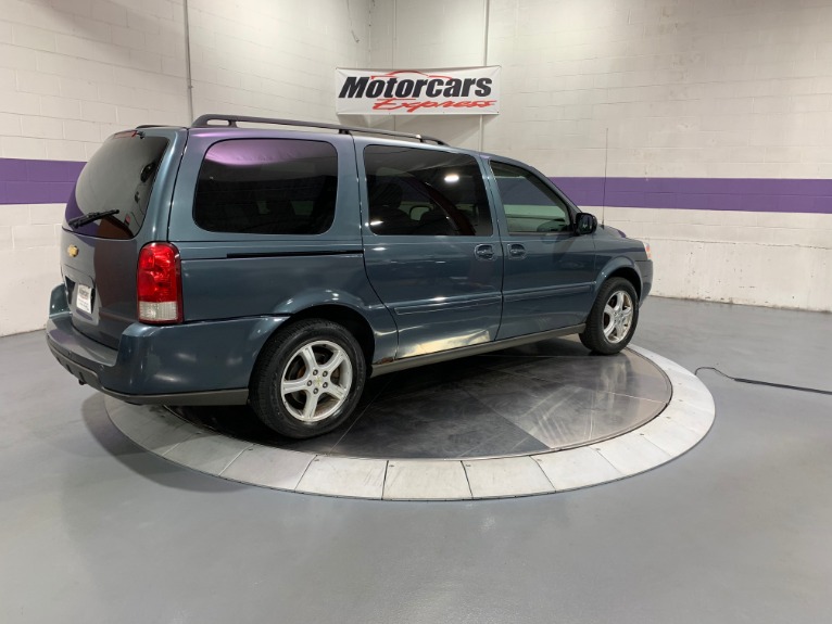 Used-2005-Chevrolet-Uplander-LS-FWD