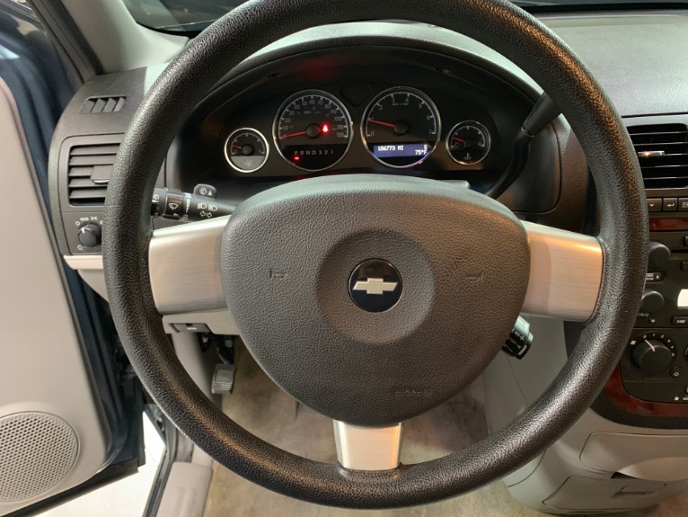 Used-2005-Chevrolet-Uplander-LS-FWD
