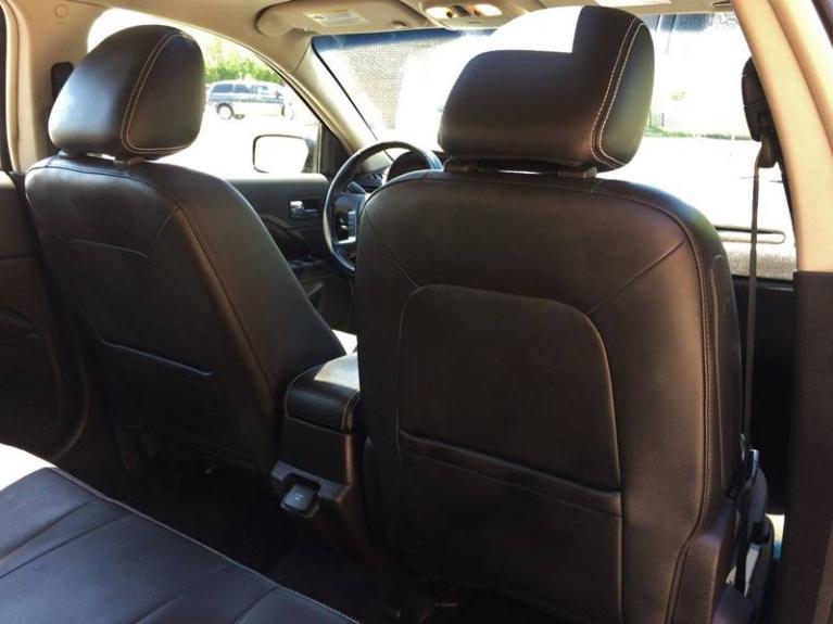 Used-2010-Ford-Fusion-Hybrid-Base-4dr-Sedan