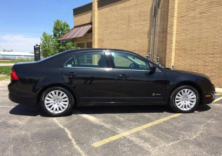 Used-2010-Ford-Fusion-Hybrid-Base-4dr-Sedan