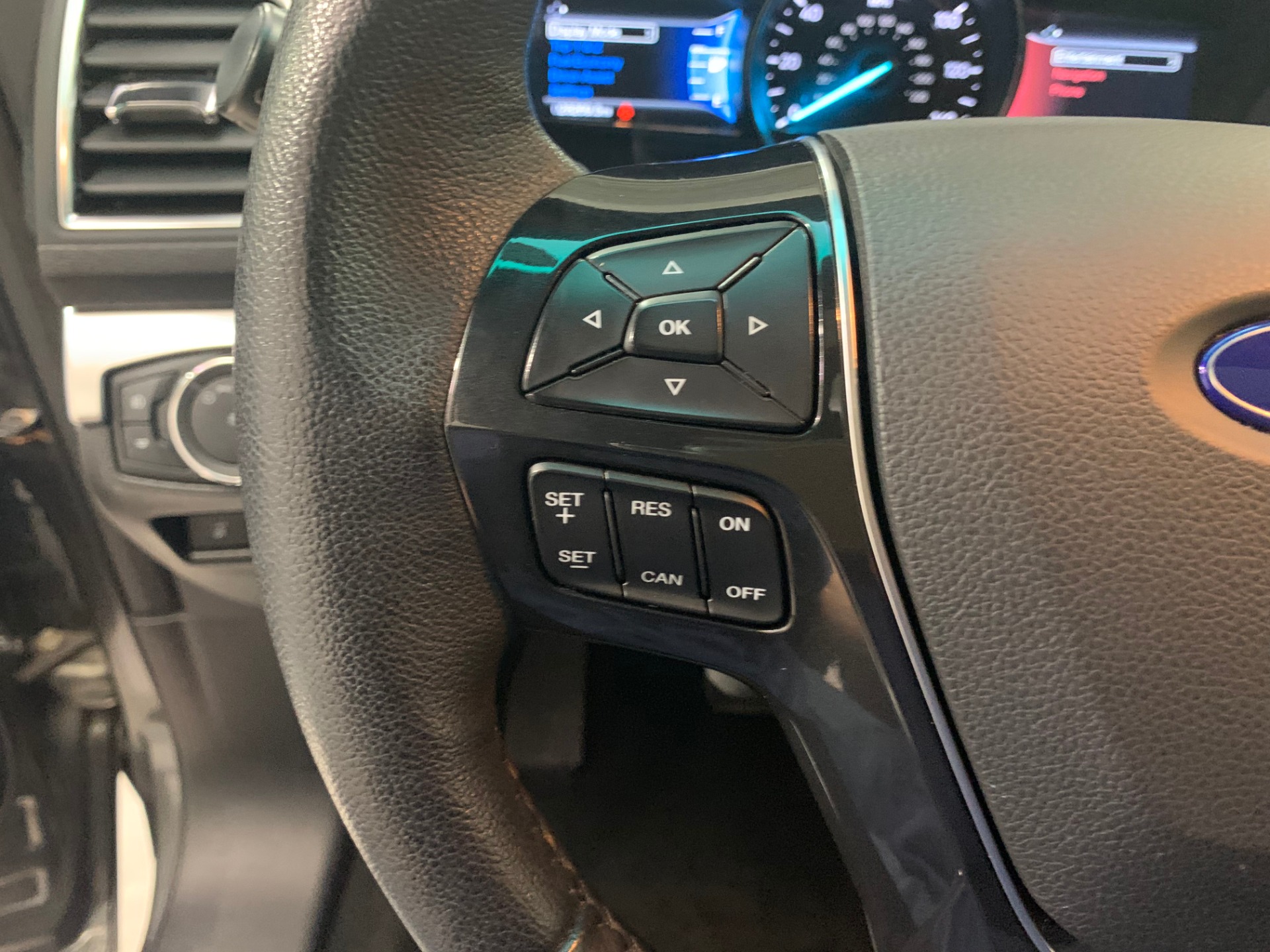Used-2017-Ford-Explorer-Limited-AWD