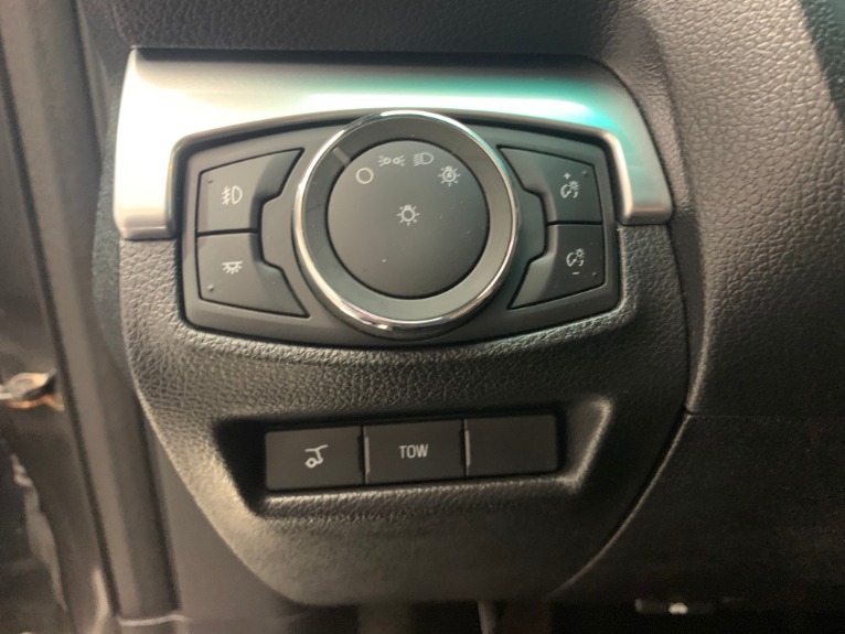 Used-2017-Ford-Explorer-Limited-AWD