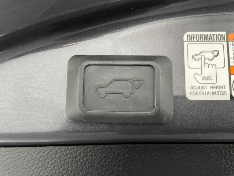 Used-2017-Toyota-RAV4-Limited-AWD