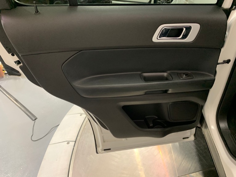 Used-2015-Ford-Explorer-Limited-AWD
