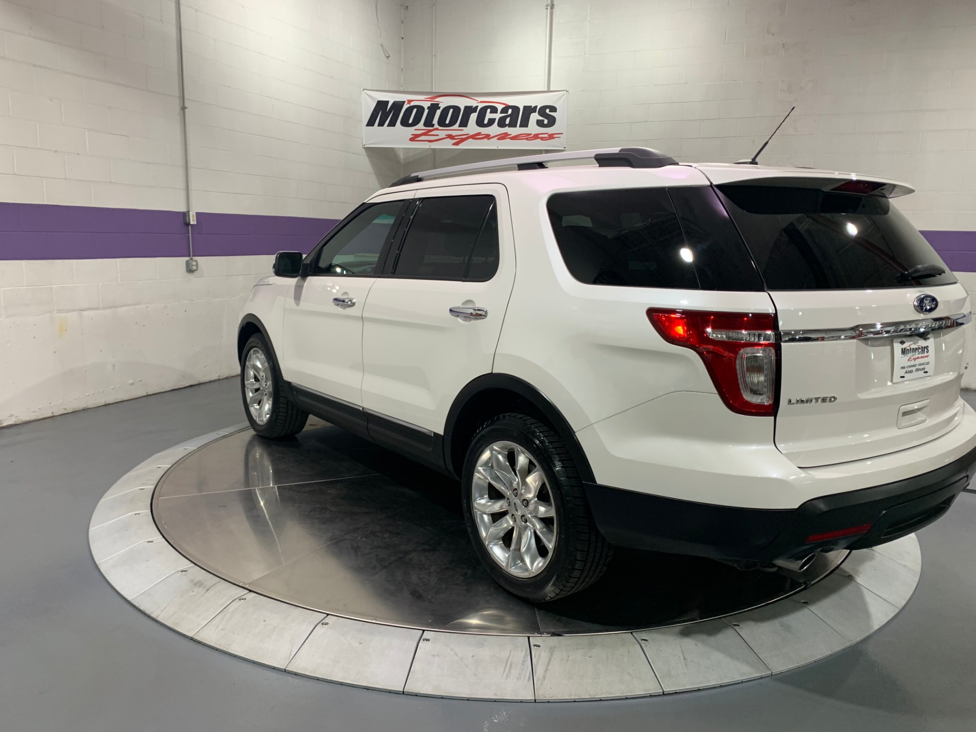 Used-2015-Ford-Explorer-Limited-AWD