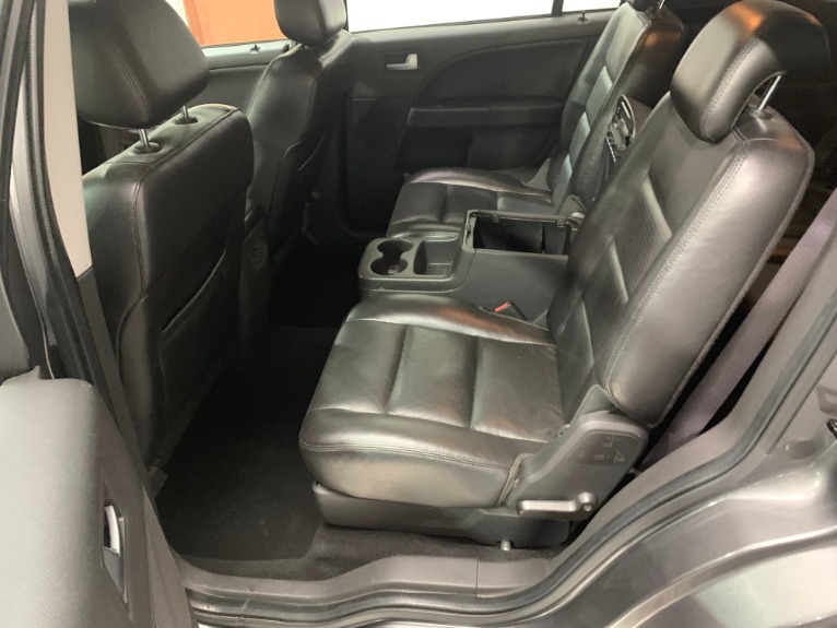 Used-2005-Ford-Freestyle-Limited-AWD