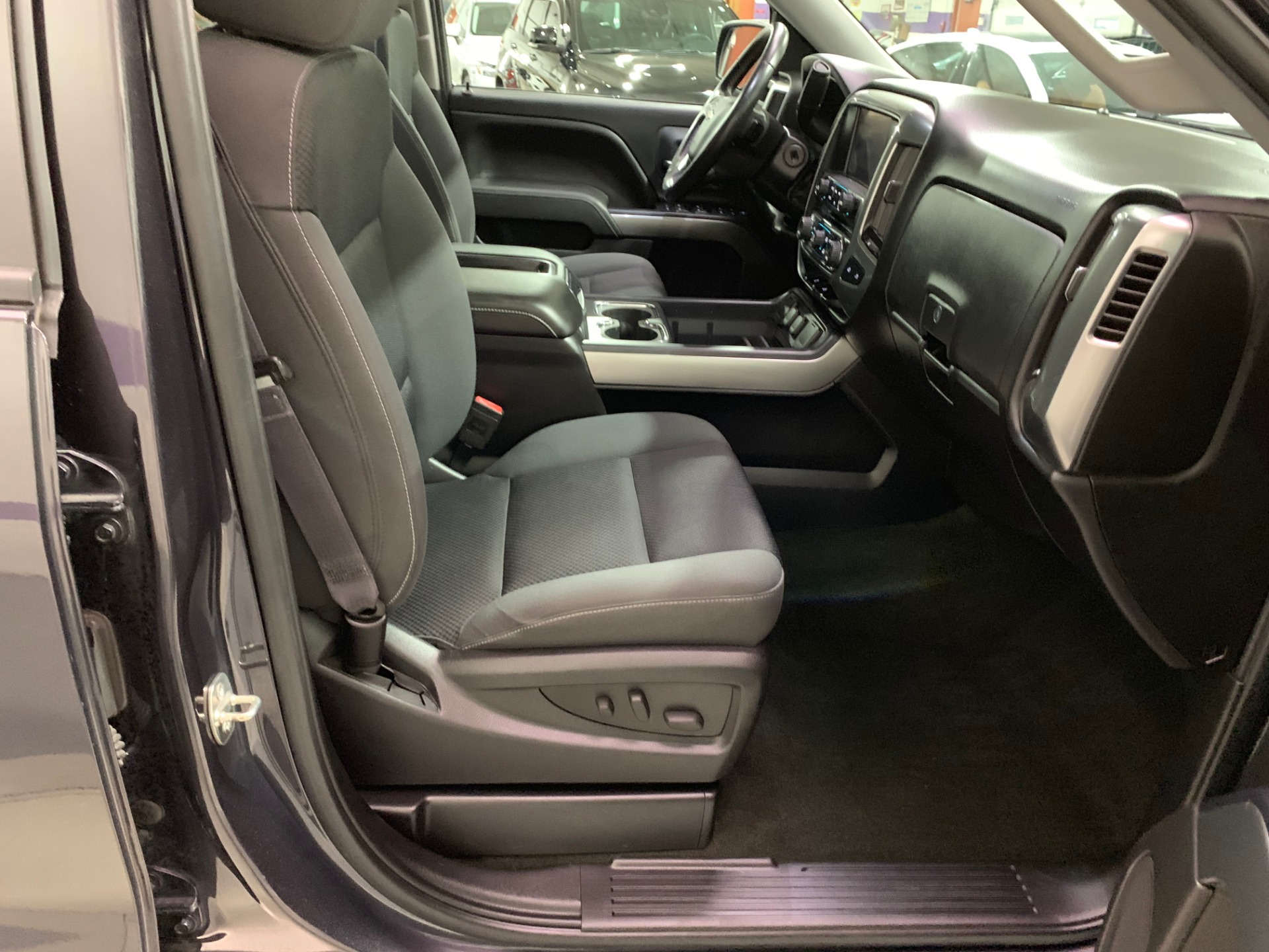 Used-2014-Chevrolet-Silverado-1500-LT-4X2