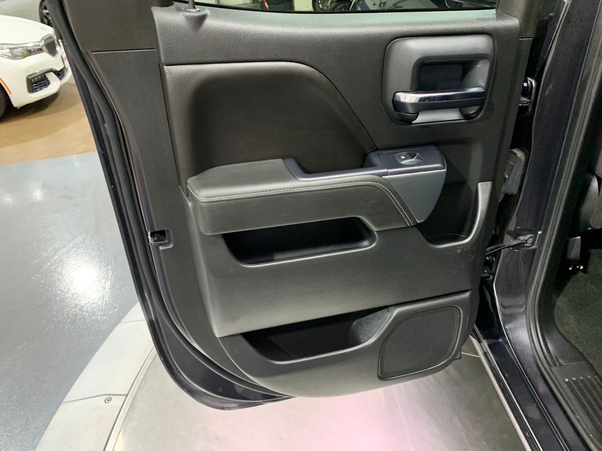 Used-2014-Chevrolet-Silverado-1500-LT-4X2