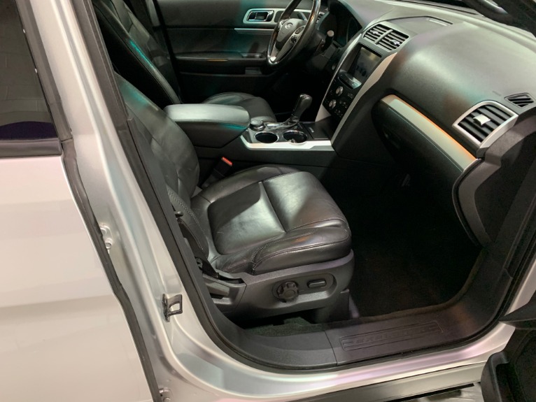 Used-2011-Ford-Explorer-XLT