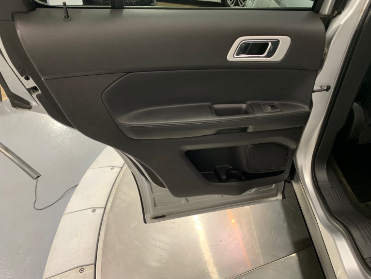 Used-2011-Ford-Explorer-XLT