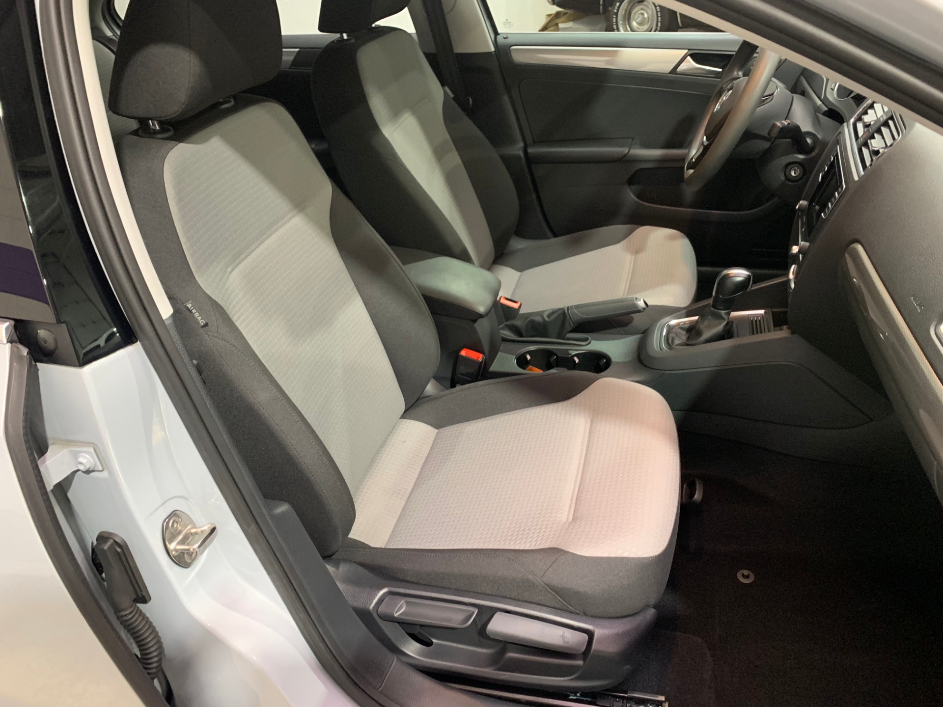 Used-2017-Volkswagen-Jetta-14T-S-FWD