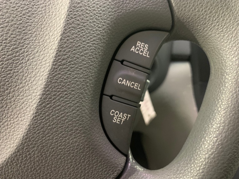 Used-2009-Kia-Sedona-LX-FWD