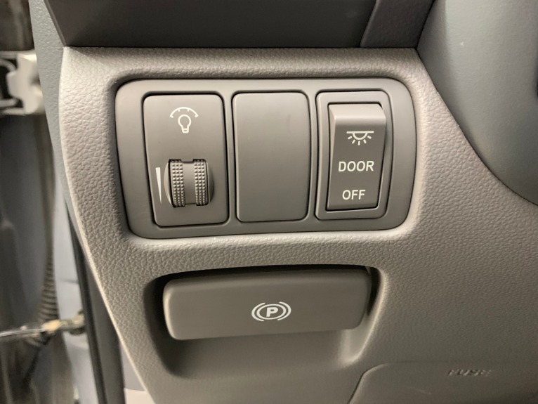 Used-2009-Kia-Sedona-LX-FWD