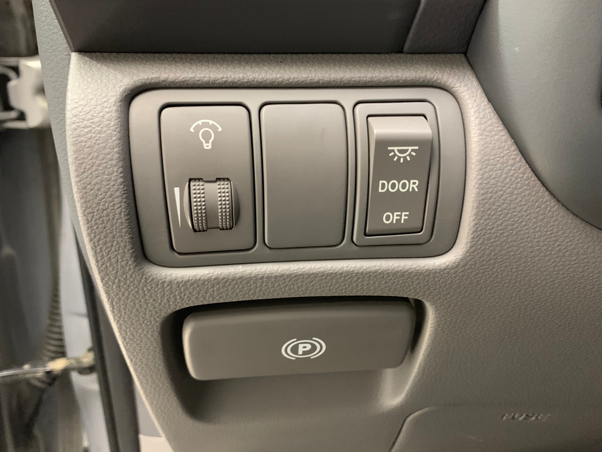 Used-2009-Kia-Sedona-LX-FWD