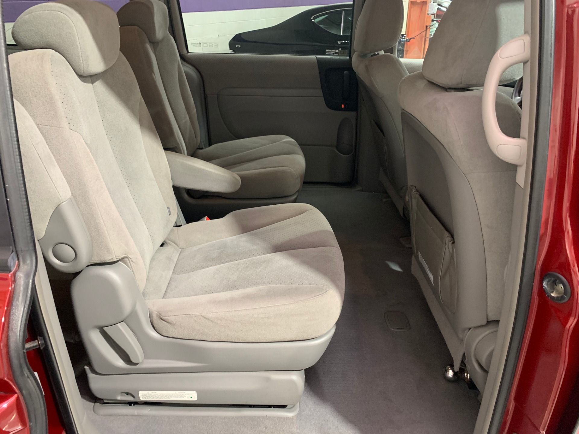 Used-2007-Hyundai-Entourage-SE-FWD